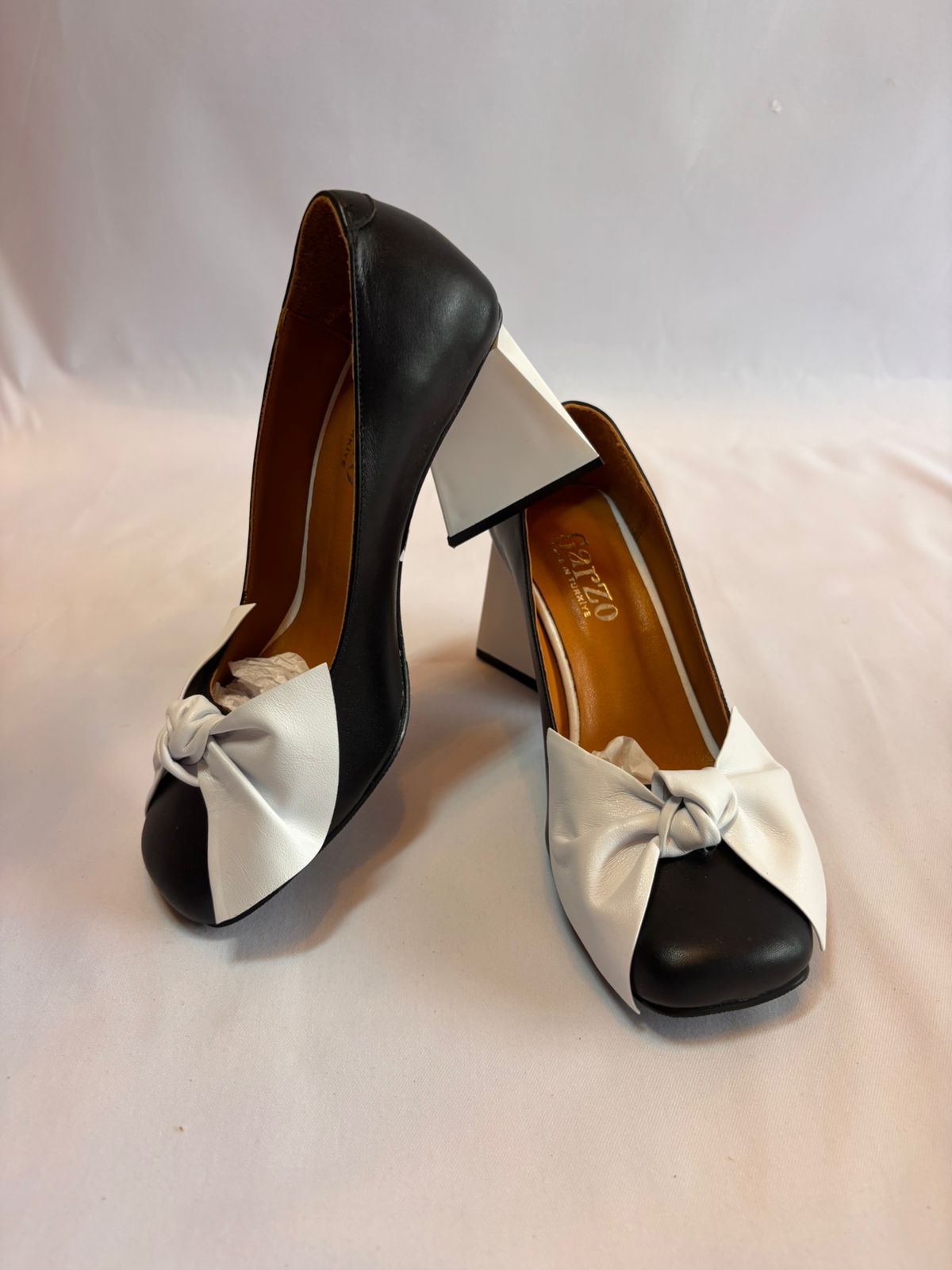 Monochrome Knot Block Heel