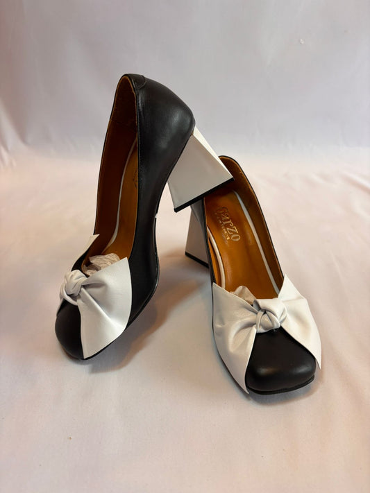 Monochrome Knot Block Heel