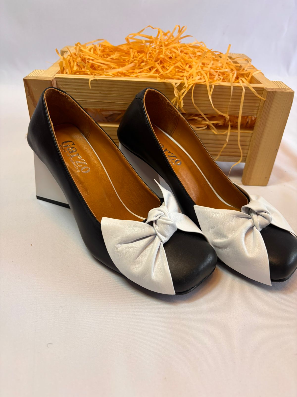 Monochrome Knot Block Heel